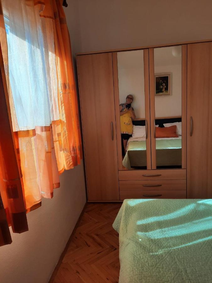 Apartmani Gracela فوديس الغرفة الصورة